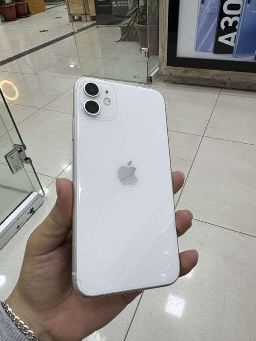 Iphone 11 в хорошем состоянии