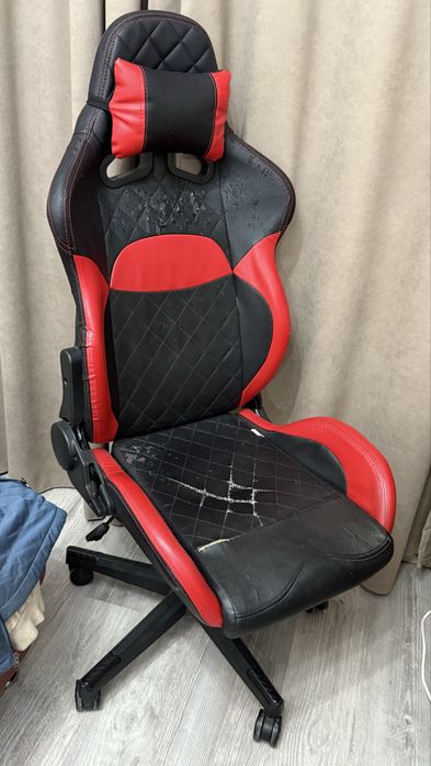 Продаю игровой кресло за 5000тг
