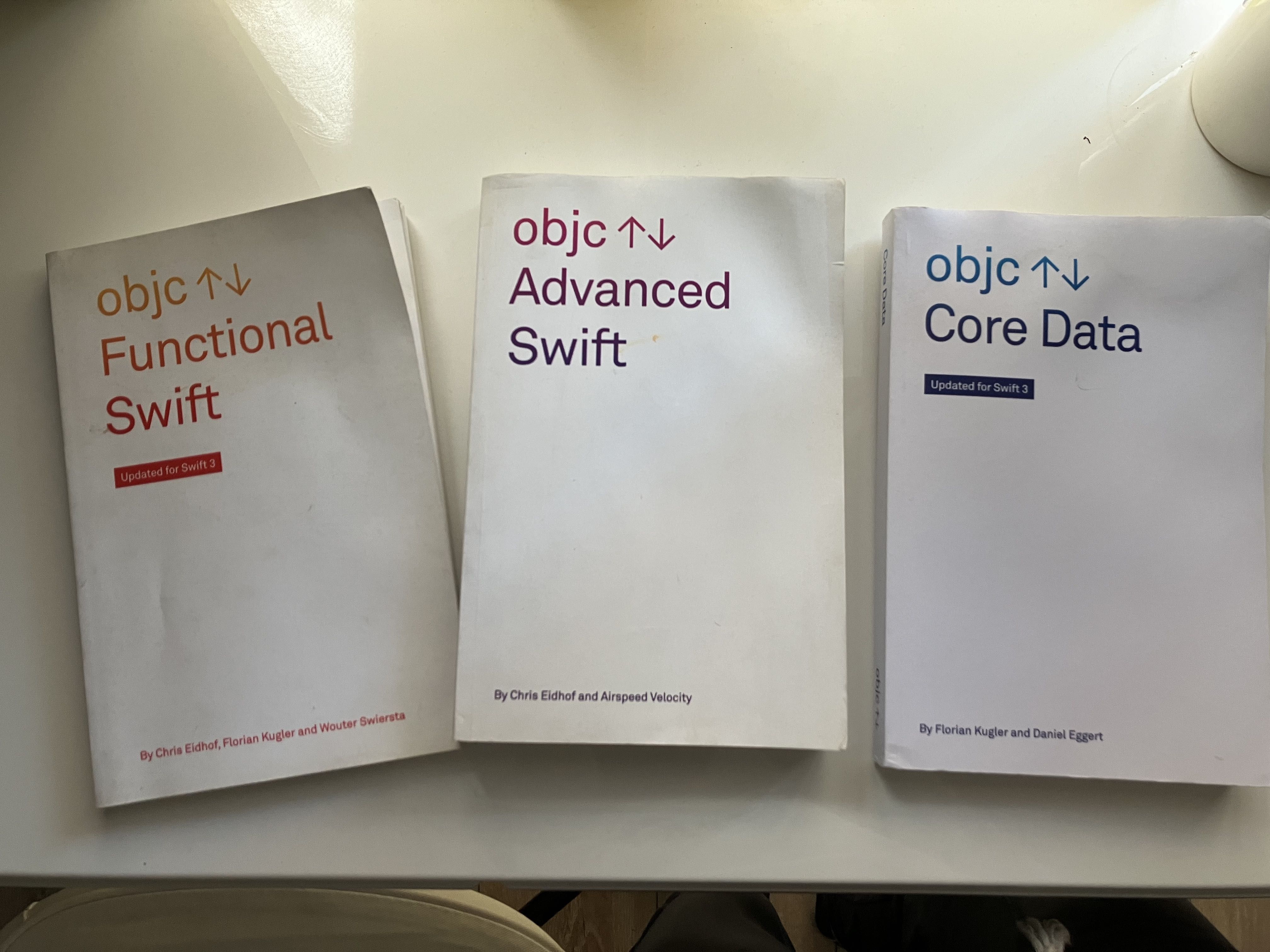 Advanced Swift - Set de 3 carti Programare