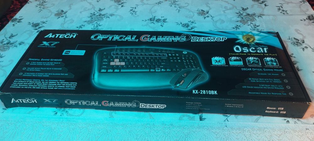 Oʻyinlar va ofes uchun kompyuter kilavyaturasi