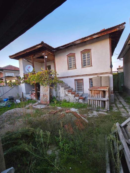 Ексклузивно! Къща в село Дълбок Извор, община Първомай