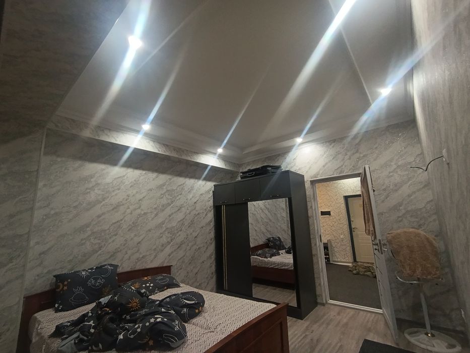 Продаёт Новый дом в Городе Самарканде из Smart City  3 этаж из 8 эт