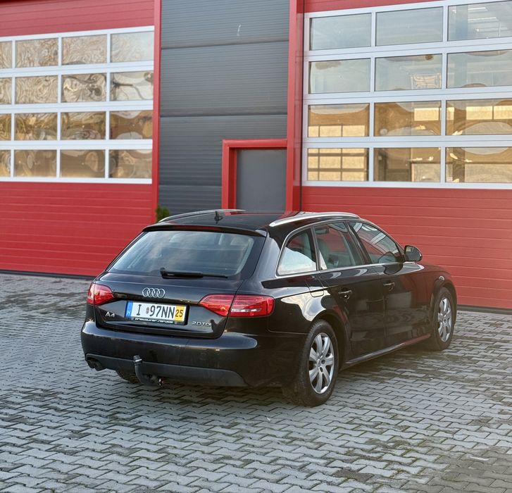 Audi A4 B8 2009 2.0 Diesel 143Cp Xenon/Piele/Rate fixe