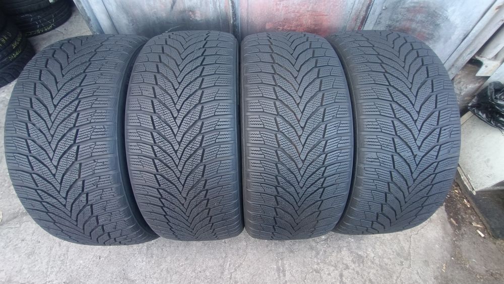 255/45/18 Nexen .