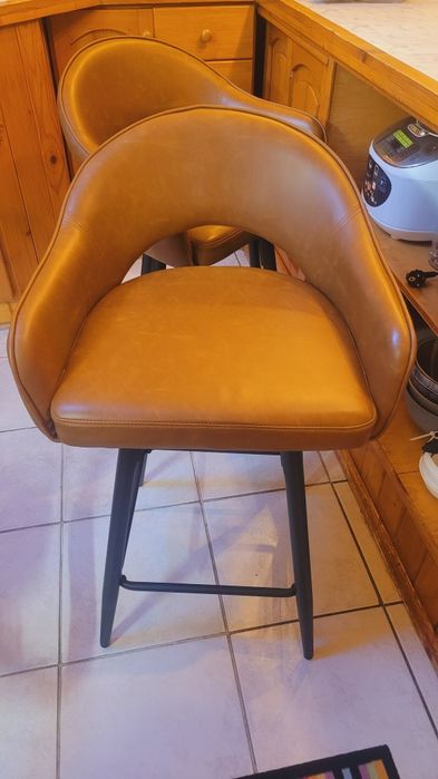 Scaun inalt/bar rotativ, 2 bucati