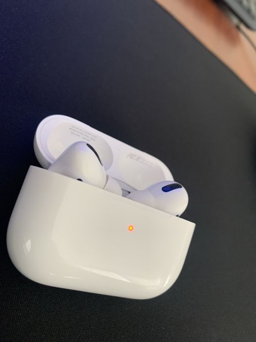 Air Pods pro 1 поколения