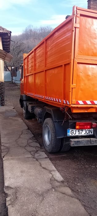 De vânzare Mercedes 7,5 t