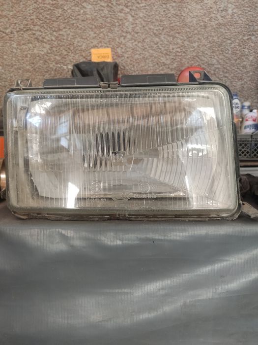 Фара на Вольво 360