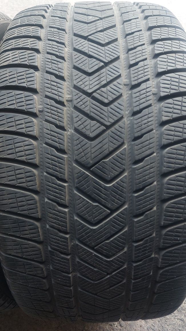 Гуми спорт пакет 275/40/21 - 305/35/21 Pirelli Scorpion Winter 4 броя
