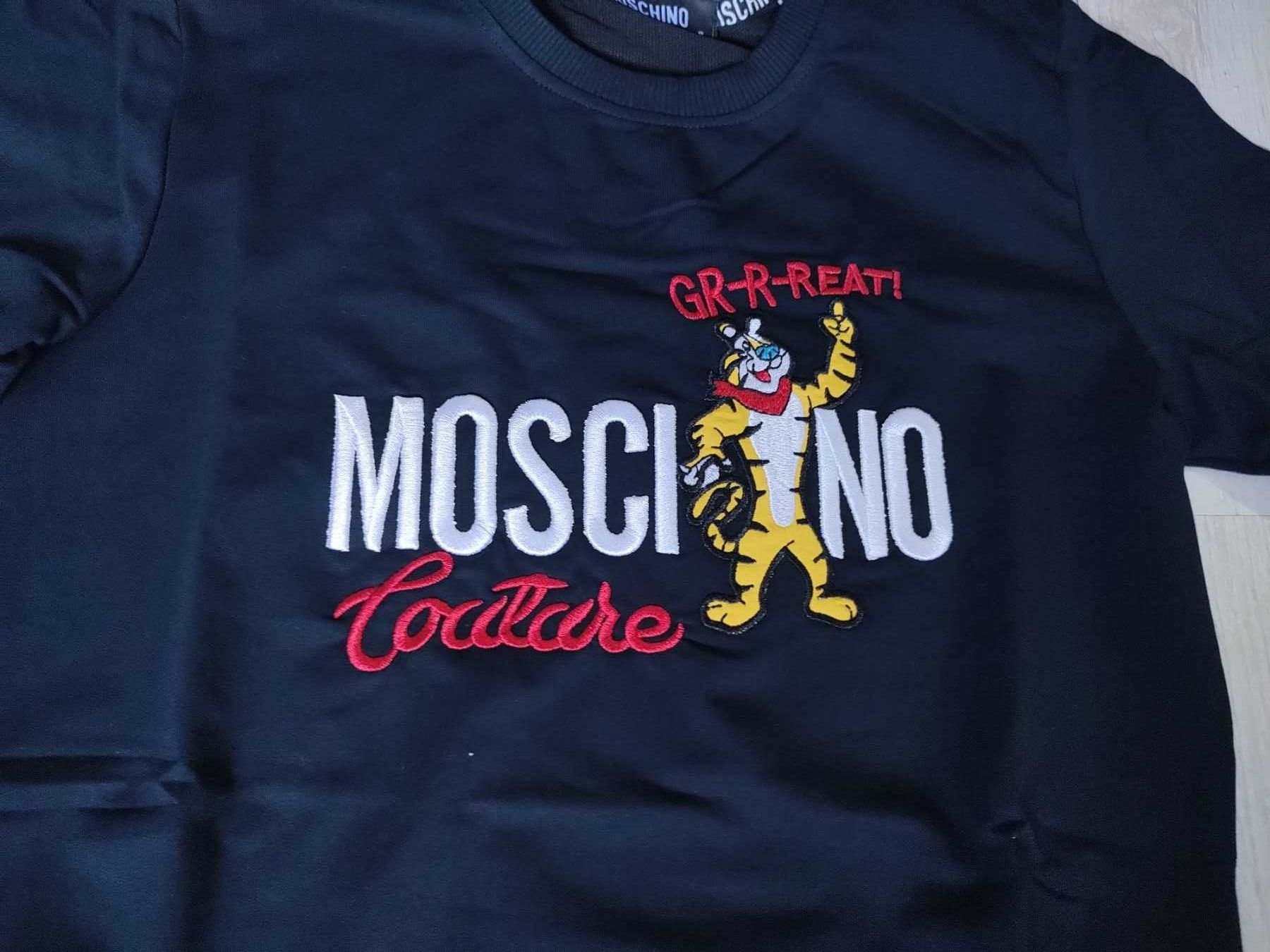 Moschino нова унисекс блуза с етикет Tony the tiger