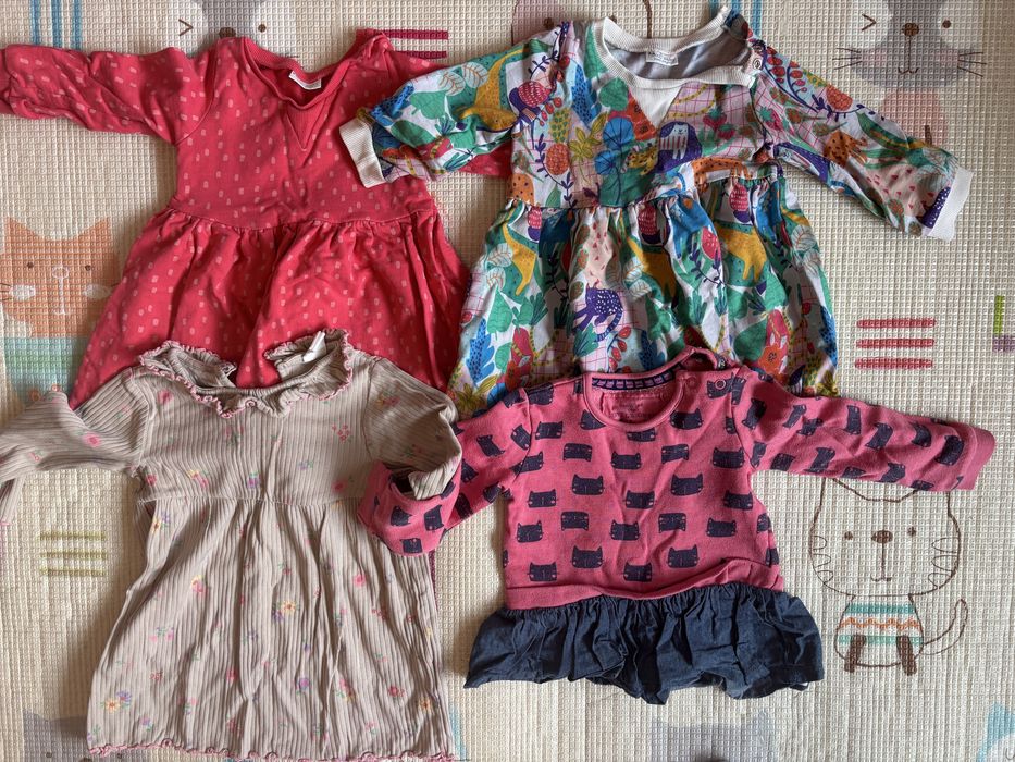 Лот есенни дрешки за бебе момиче 9-12ч