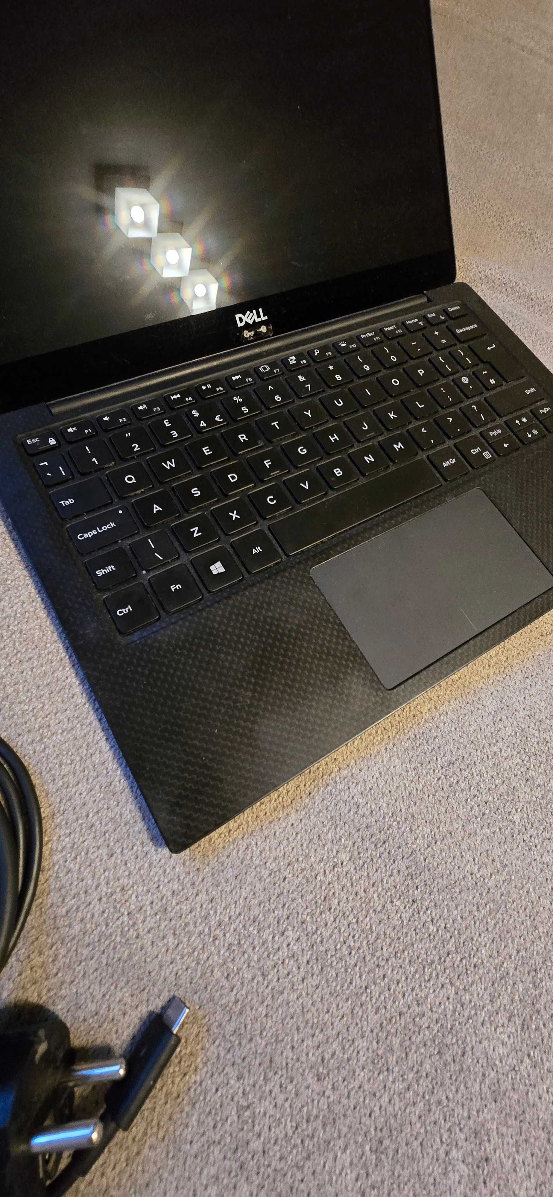Dell xps 13 9370 i7 8550u 1.8ghz 16gb ram TOUCH