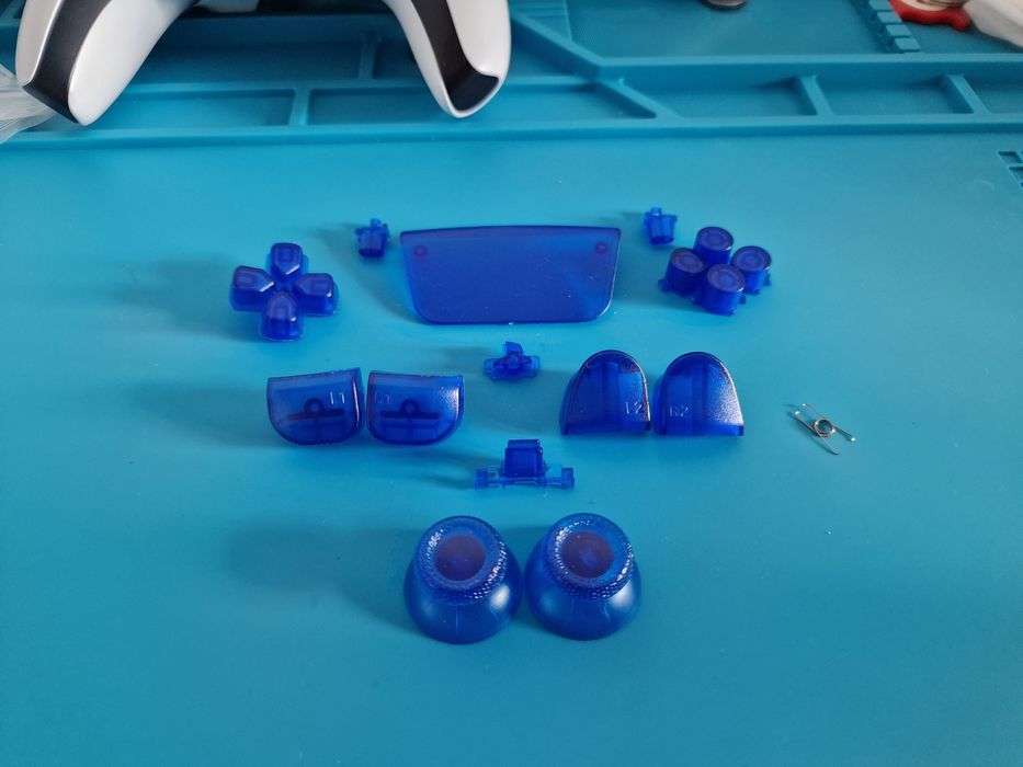 Customizare modificare controllere joystickuri PS5 DualSense