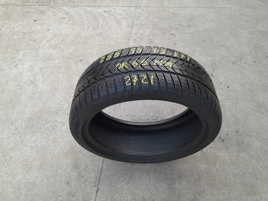 O anvelopa de iarna 255 35 19 pirelli sottozero 3 run flat 6,5 mm 2721