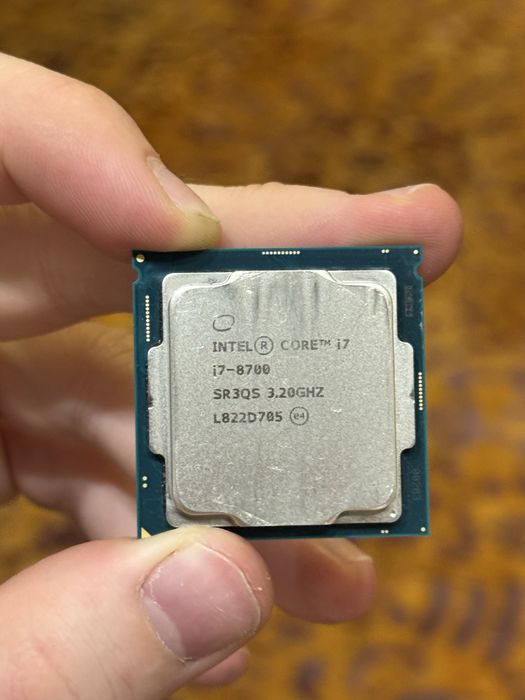 Процессор I7 8700