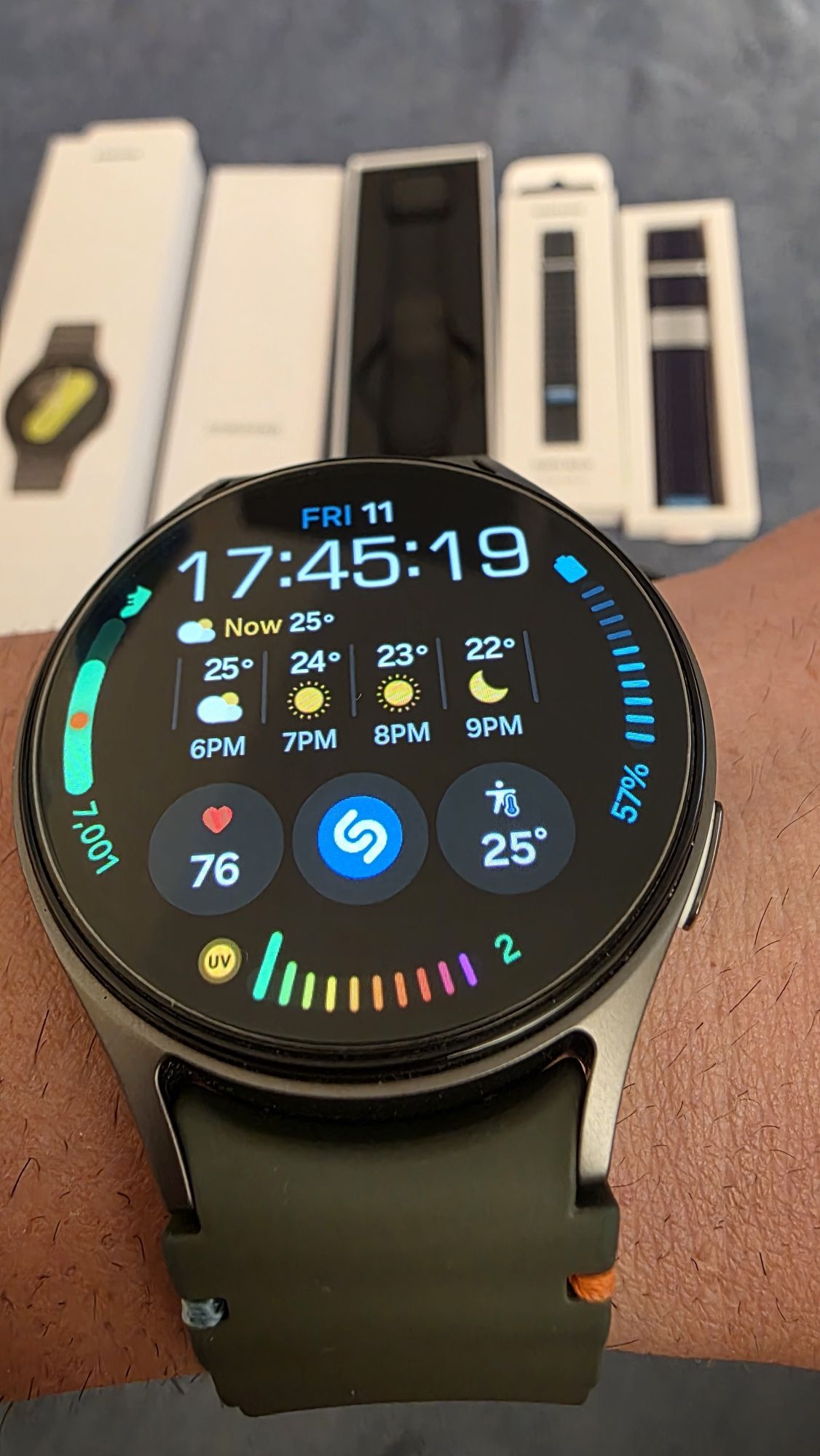 Смарт часовник Samsung Galaxy Watch7 44mm + подарък