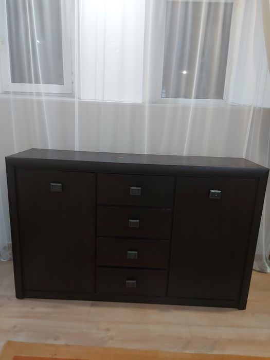 Продам комод 40 см на 1.5 м