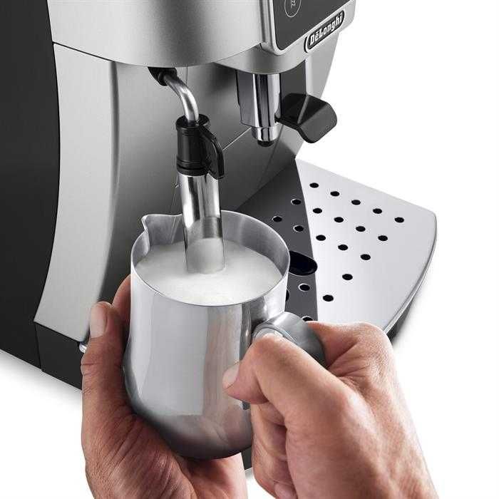 Распродажа Кофемашина Delonghi ECAM 220.31.SB