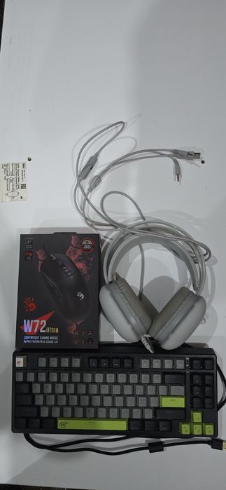 Комплект механическая клавиатура havit мышка bloody и rgb наушники