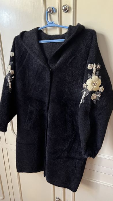 Жемпир с каюшоном новый размер 4хл