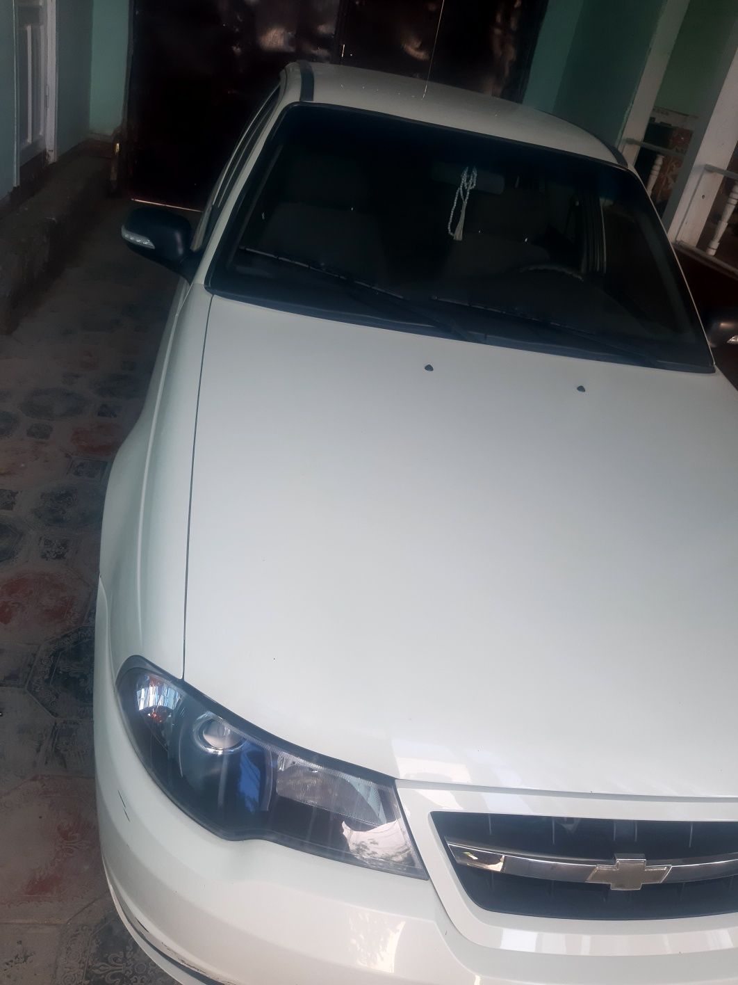 Nexia 2 2014 sotiladi