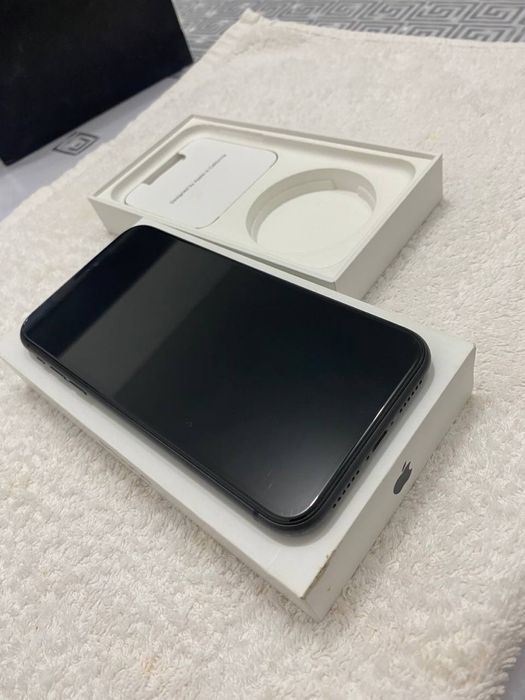 iphone 11. 128gb