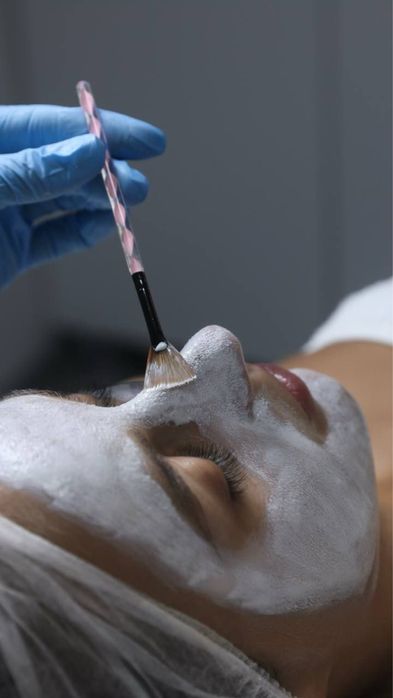 Чистка лица пилинг в подарок 10000