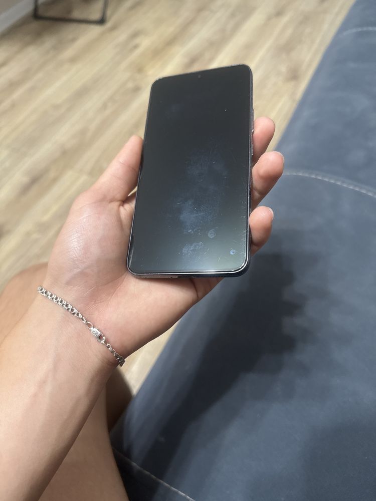 Продается Samsung s22