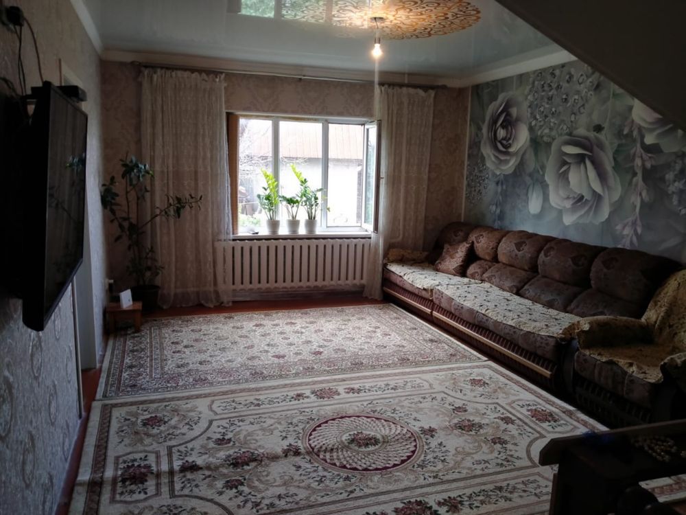 Продается дом 160 квм, срочно, торг уместен