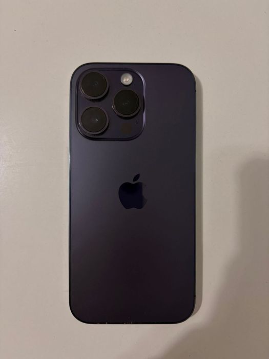 Продам айфон 14 pro