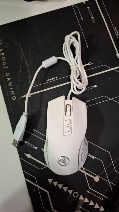 Se vinde mouse impecabil