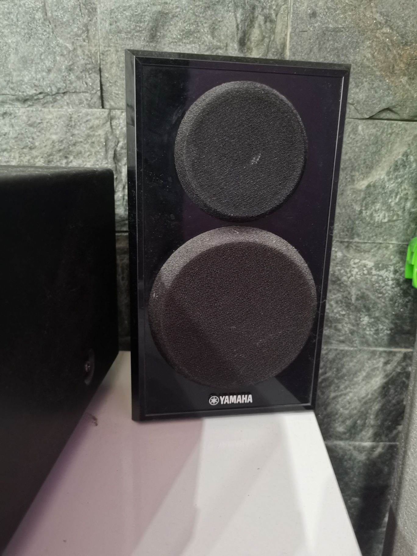 Yamaha узвучителна система