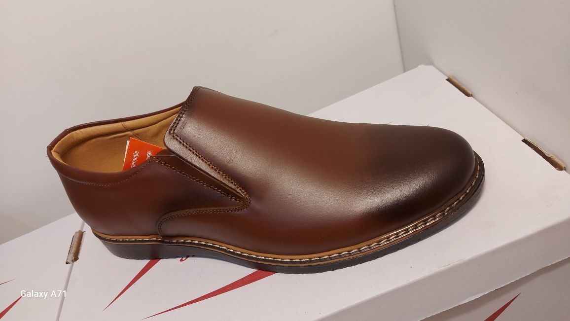 Pantofi bărbați model  : 207-maro negru elastic șiret piele naturala