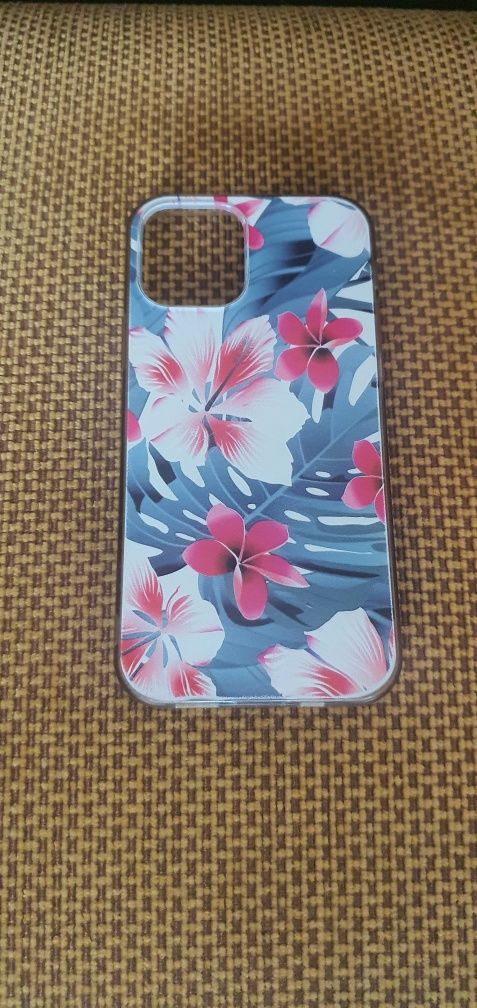 Телефон IPhone 12 Pro