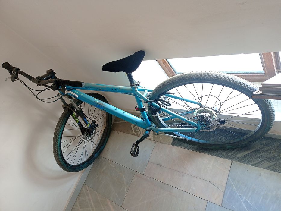 Skorisli velosiped (karobkadan yig'ilgan)