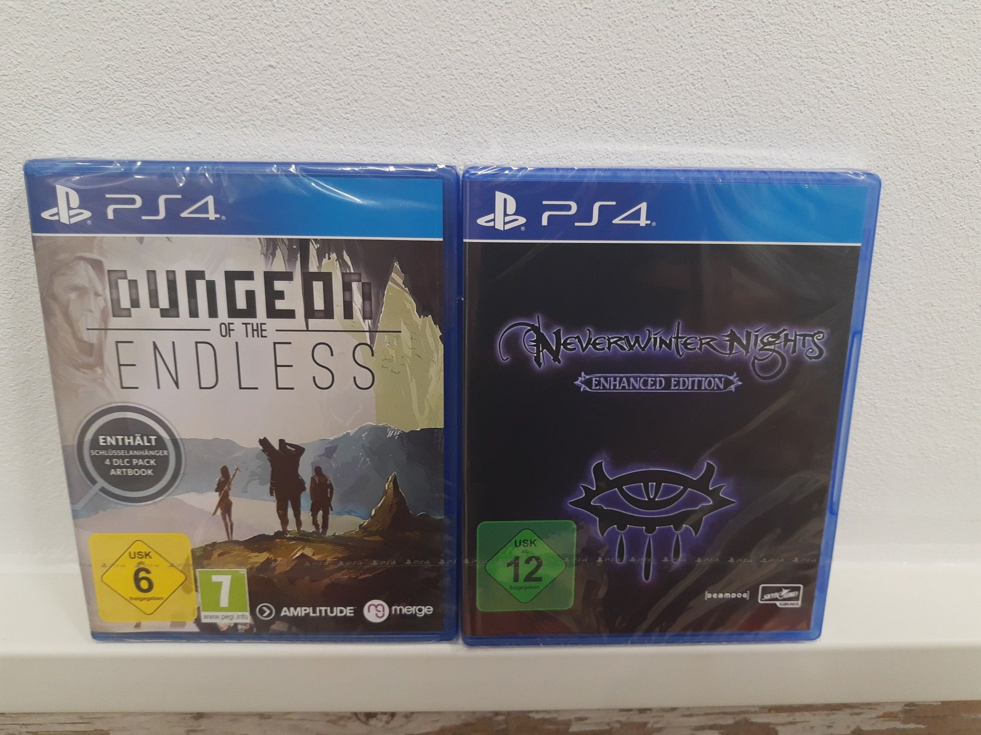 Never winter Nights , Dungeon of the Endless PS4