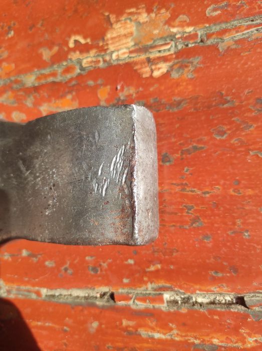 Продам качественый тапор.