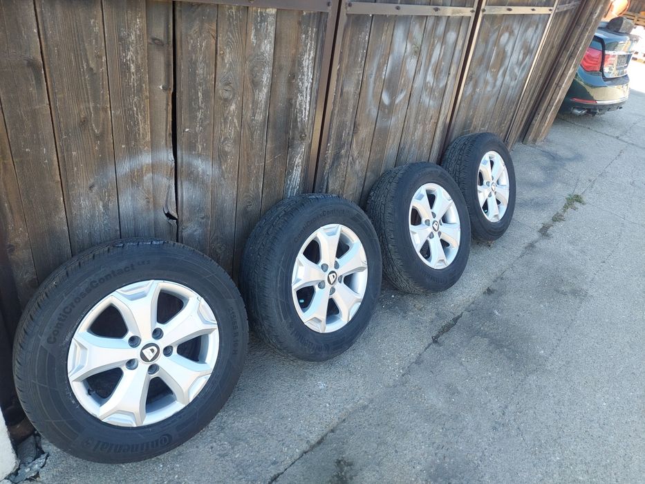 Jante aliaj Dacia Duster 215 65 R16 M S Continental 2010 2022