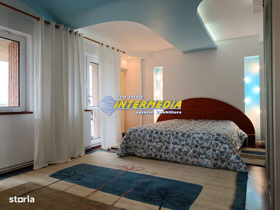 Apartament 2 camere  72 mp de inchiriat Centru mobilat si utilat