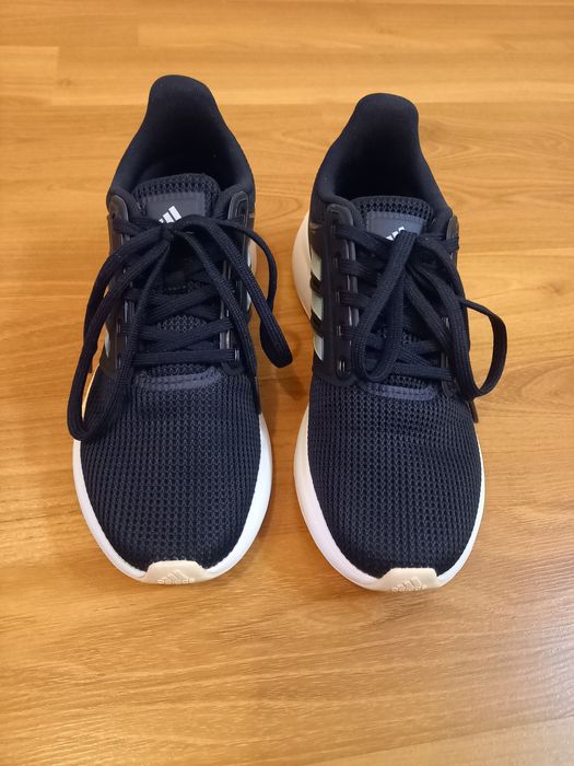 Маратонки Адидас