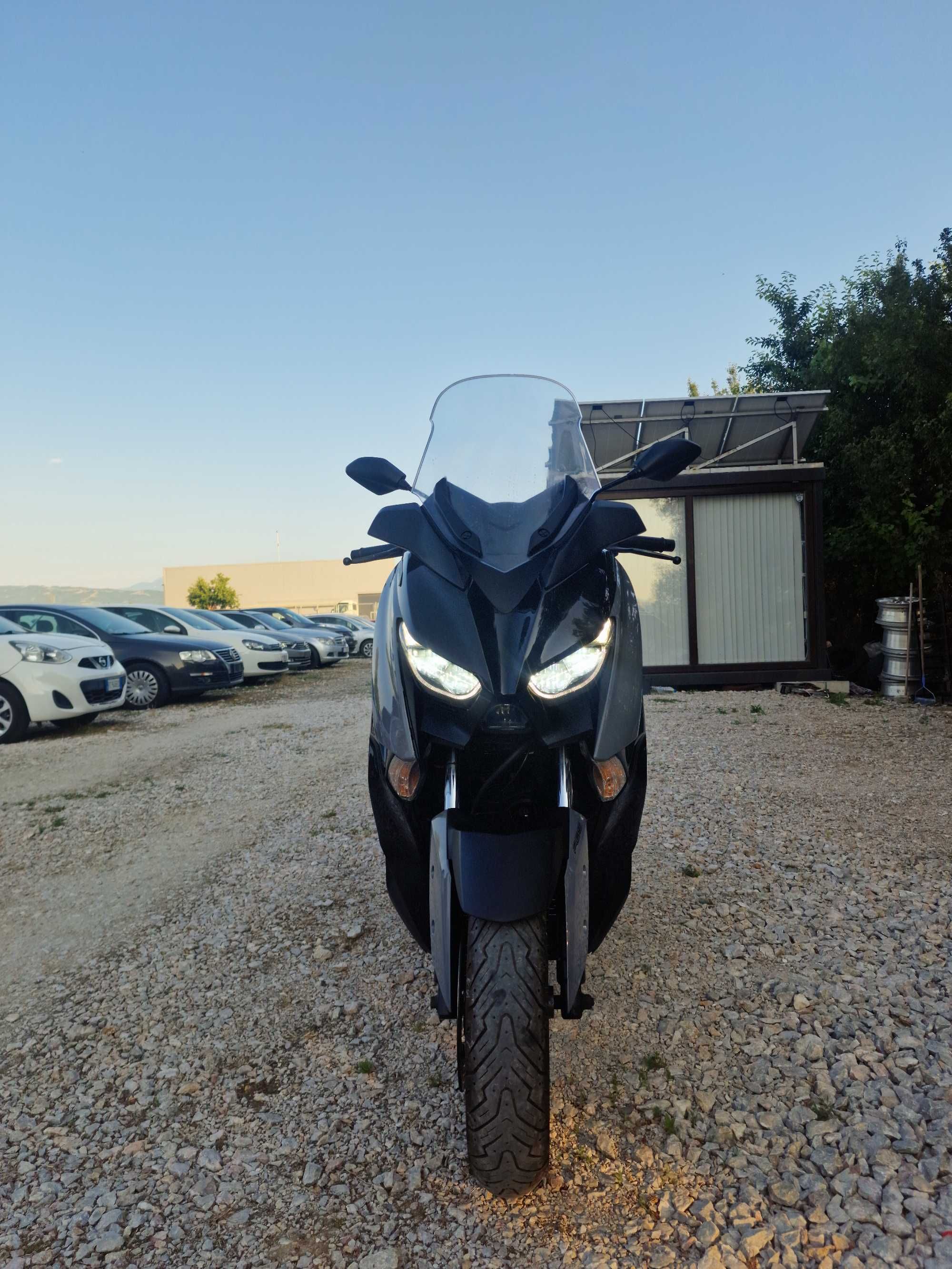 Yamaha x-max 300cc 2020г