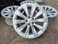 20цола 5x120 Tesla X,Тесла Х 4бр Оригинални