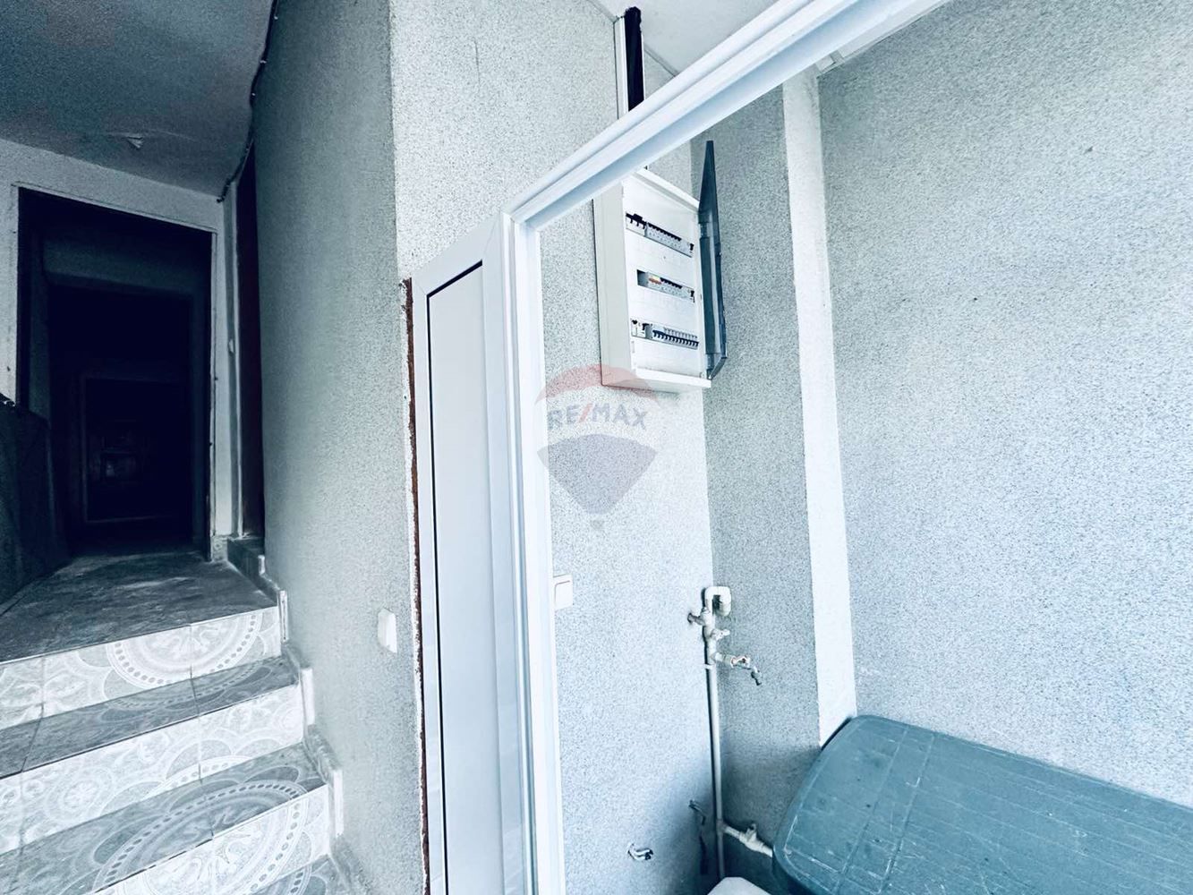 Търговско помещение на удобна локация за продажба, гр. Балчик, Я.И.