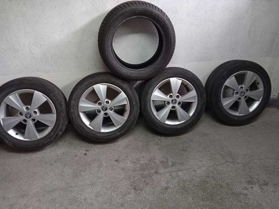 Алуминиеви джанти 16'' с летни гуми за Октавия 3