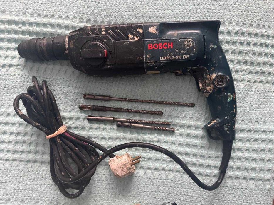 Перфоратор BOSCH GBH 2-24 DF