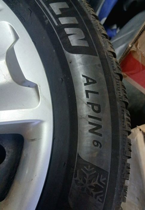 Зимни гуми MICHELIN ALPINE 6 -  215/60/16