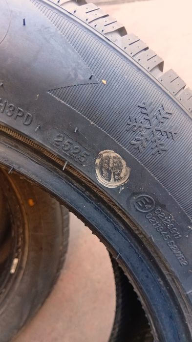 Anvelope iarna 245 50 18