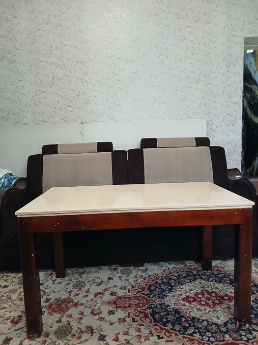 Стол обеденныйи!