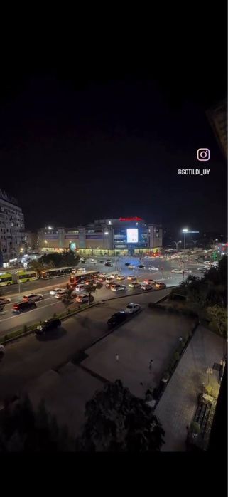 Ozim uyim sotaman Qora tosh 3xona