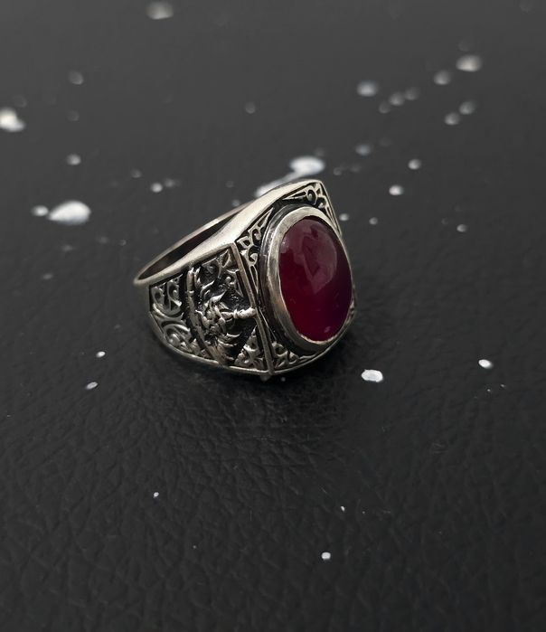 Ghiul barbatesc argint